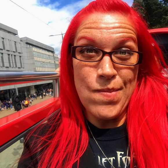 Meet your Posher, Miranda - Picture 1 of 1